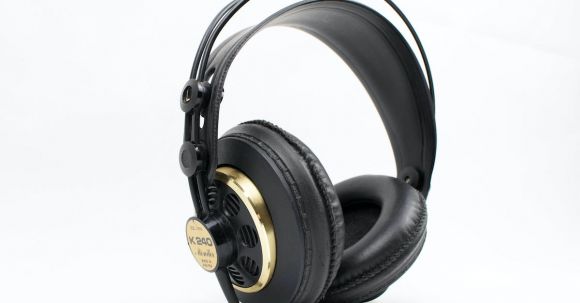 Headphones - Black Corded Headset